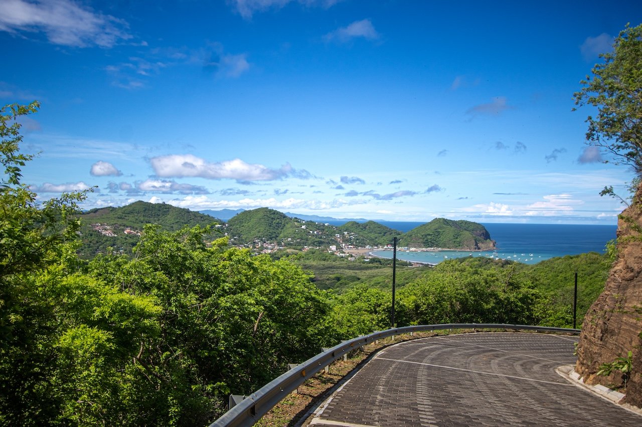 SOLD - Stylish Two-Bedroom Bungalow with Pacific Ocean Views - Image 26