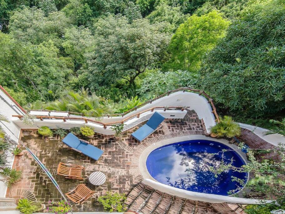 SOLD - Oceanview Luxury Compound at Pelican Eyes - Image 32