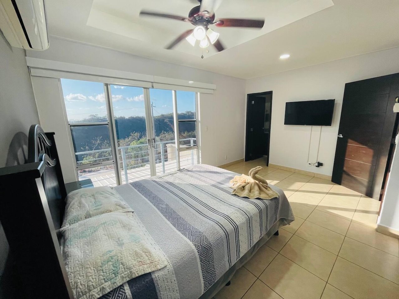 SOLD - Villa Nacascolo - Image 12