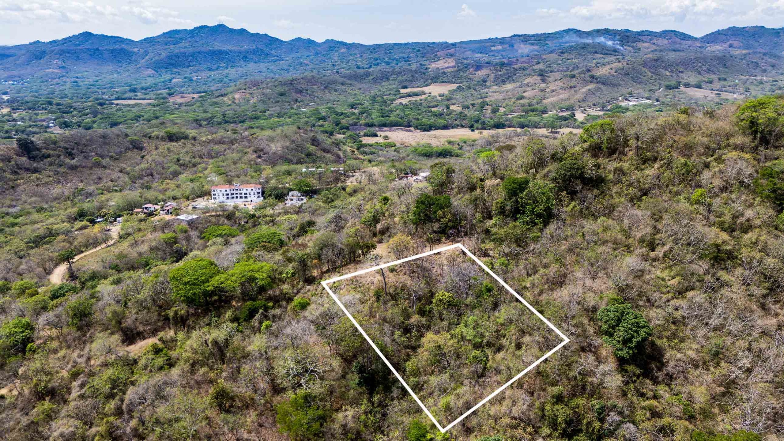 Lot Close to Playa Remanso in San Juan Del Sur, Nicaragua - Image 2