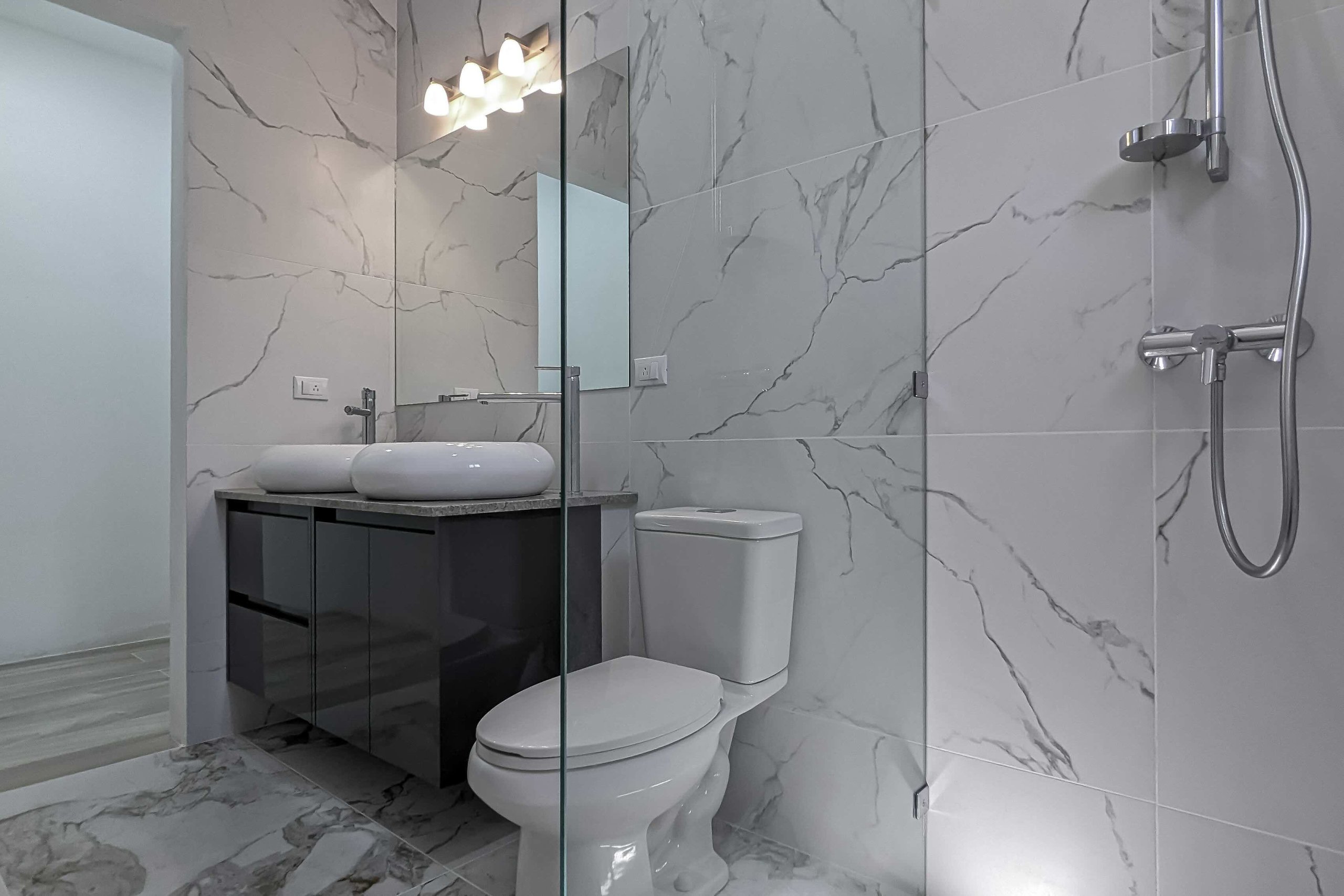 Newly Constructed Modern Home | A Must-See Gem! - Image 26