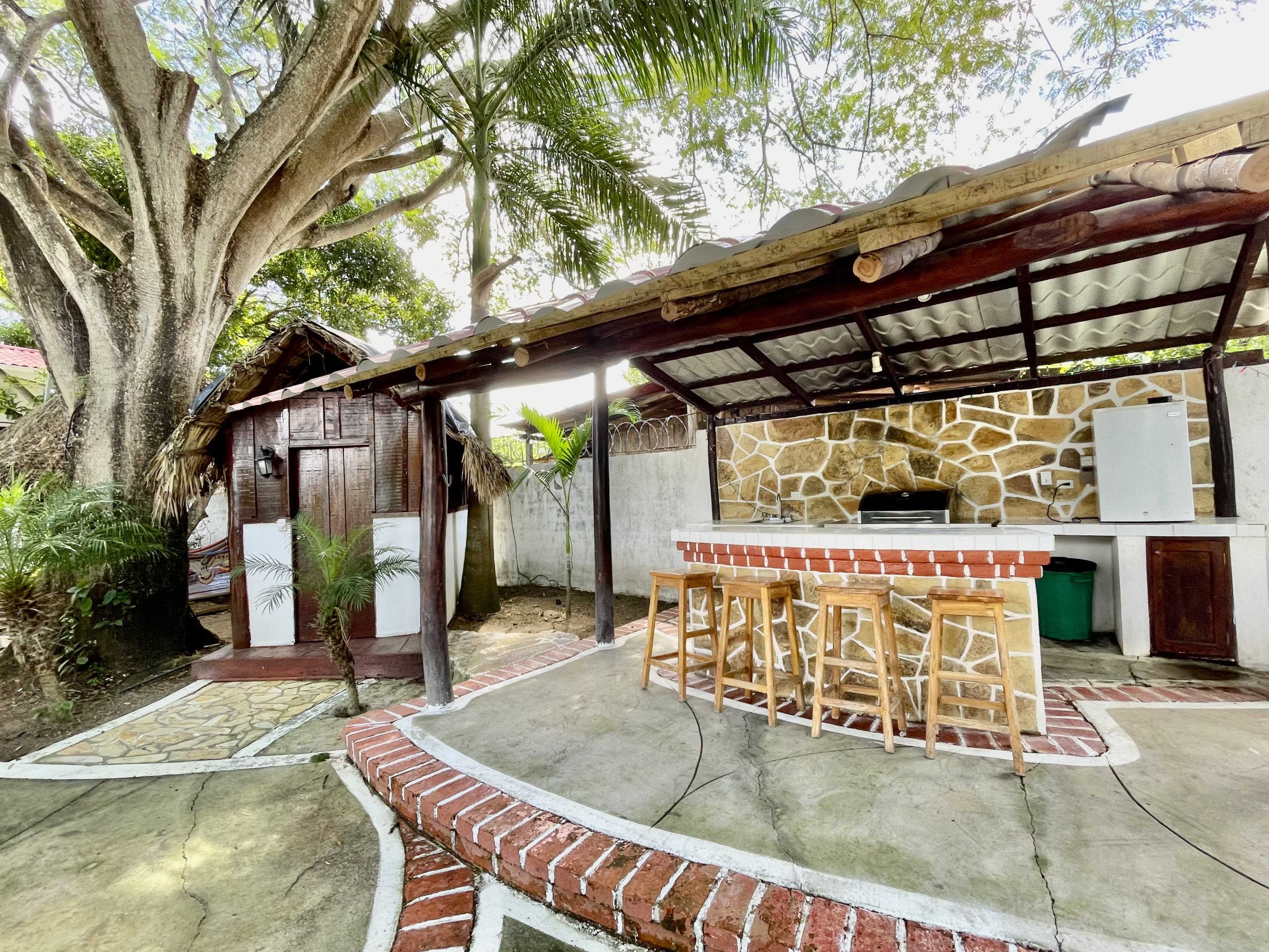 SOLD - Multi-Unit Apartment Complex - Image 6