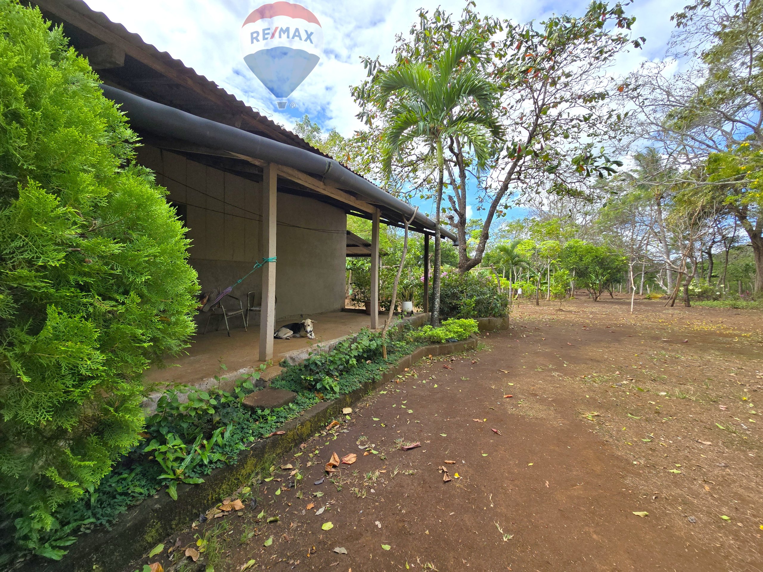 Hermosa Finca de 8 Manzanas cerca del Volcán Mombacho - Image 3
