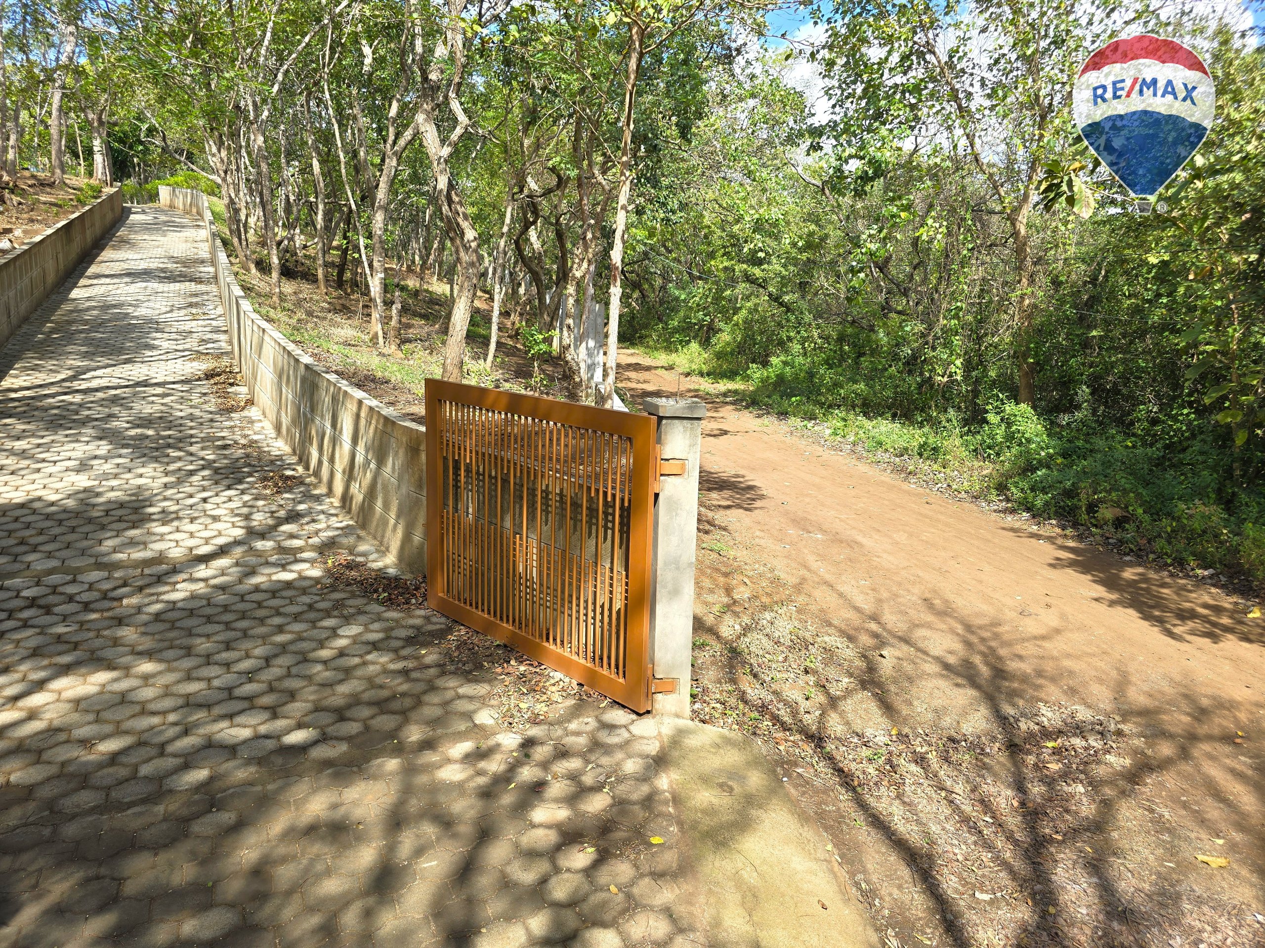 Hermosa Finca de 8 Manzanas cerca del Volcán Mombacho - Image 34