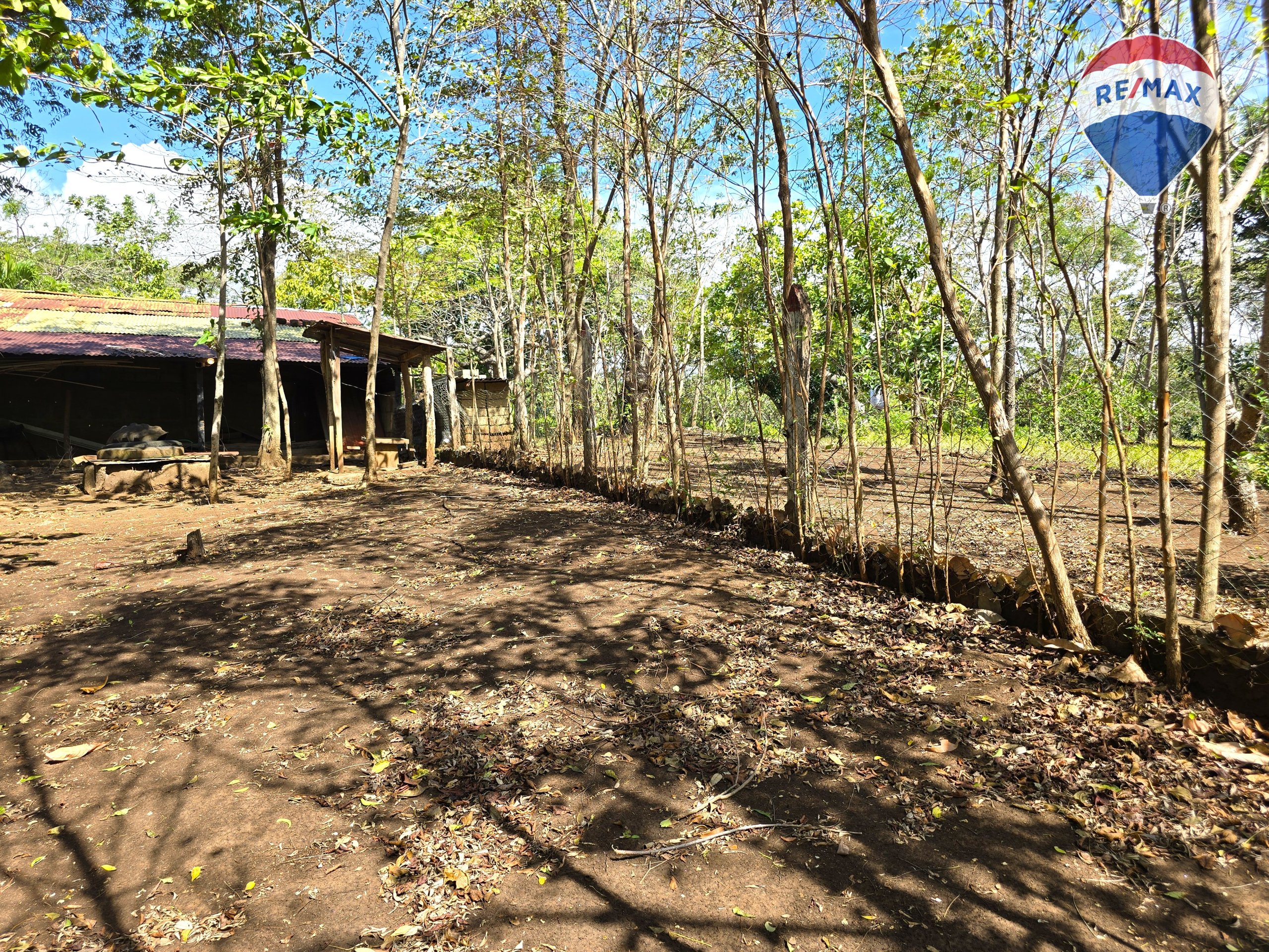 Hermosa Finca de 8 Manzanas cerca del Volcán Mombacho - Image 48