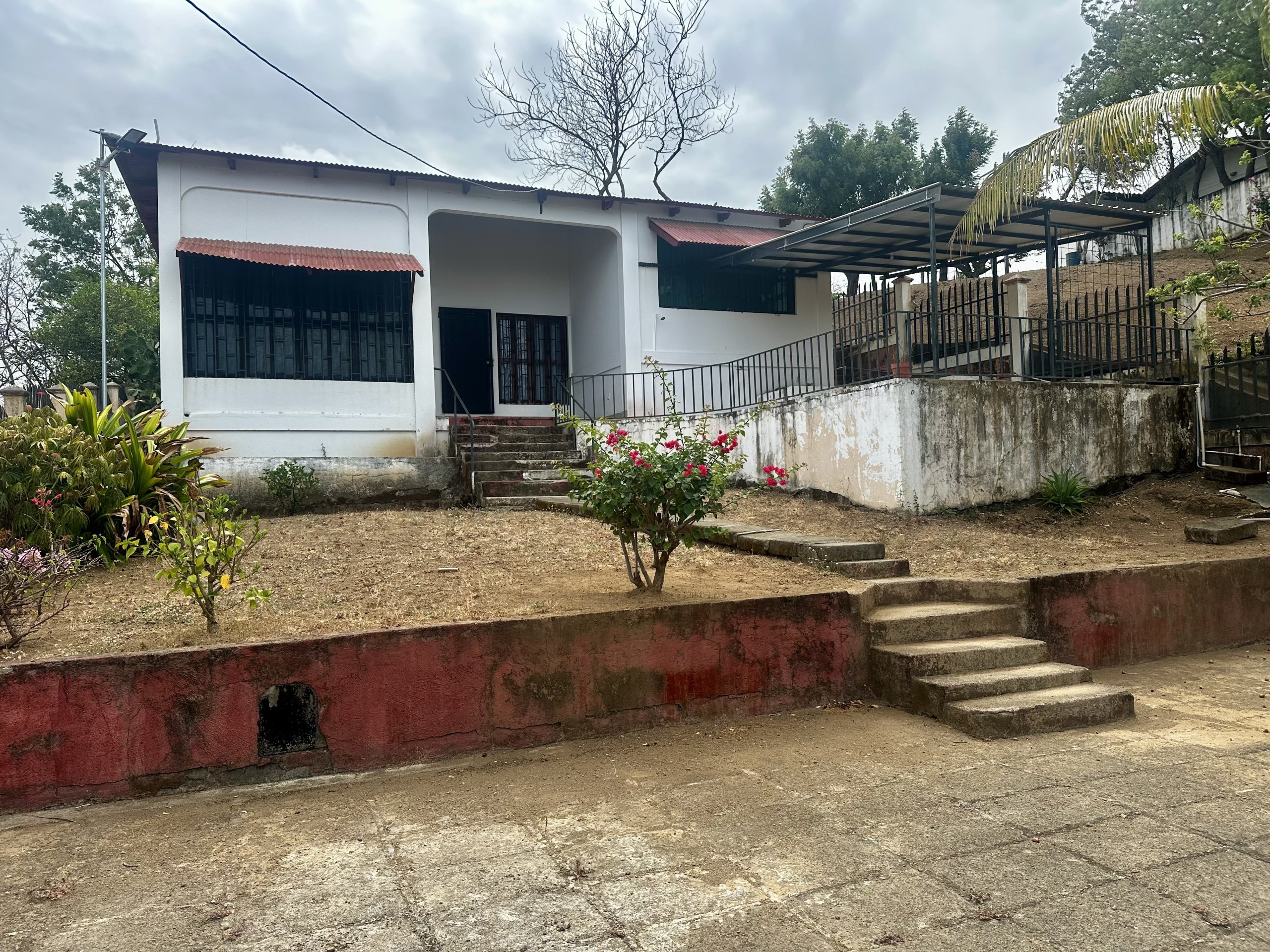 SOLD - Fixer Upper with View of Remanso Beach - Image 5