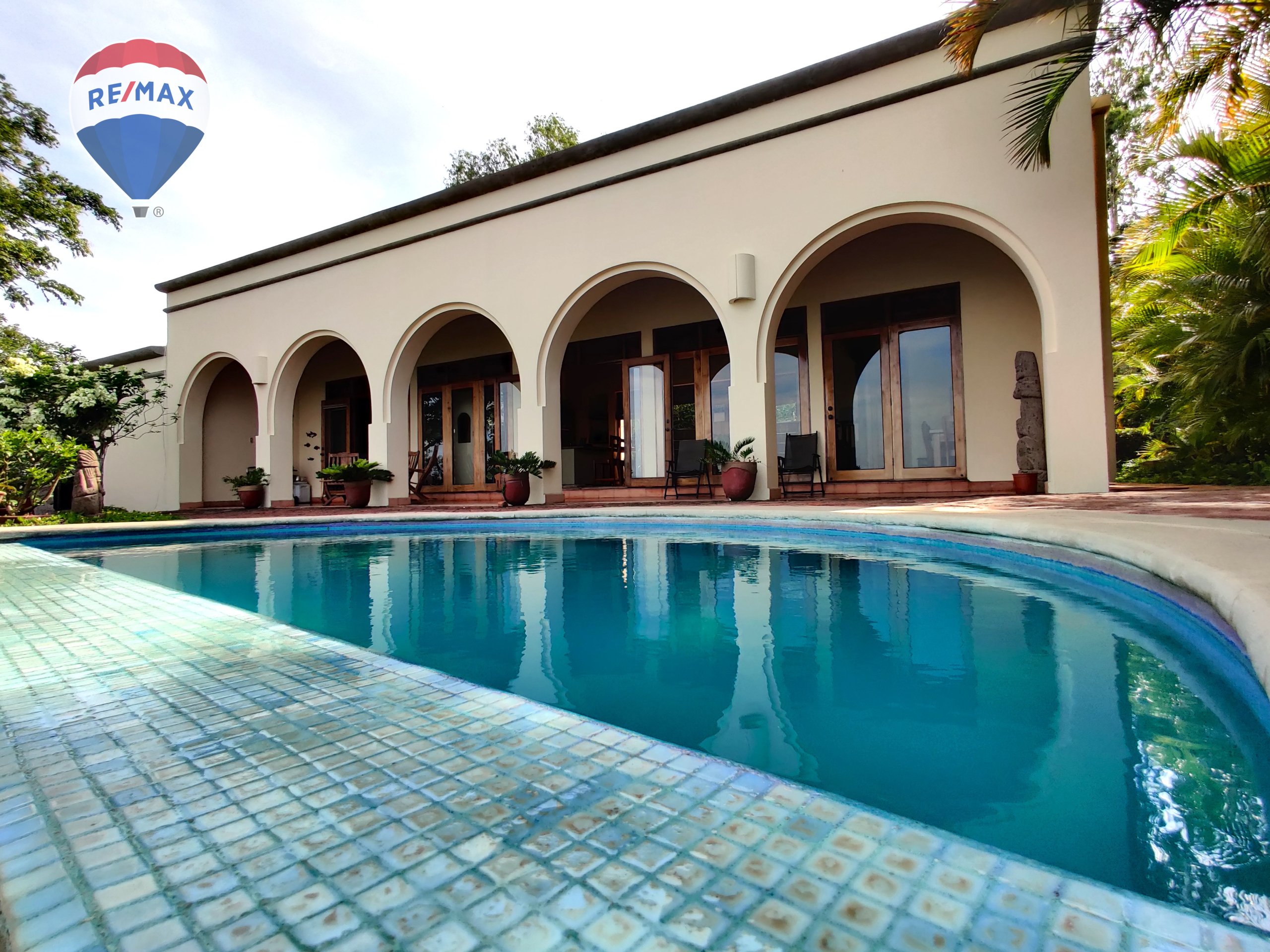 Lagoon View Home - Image 12