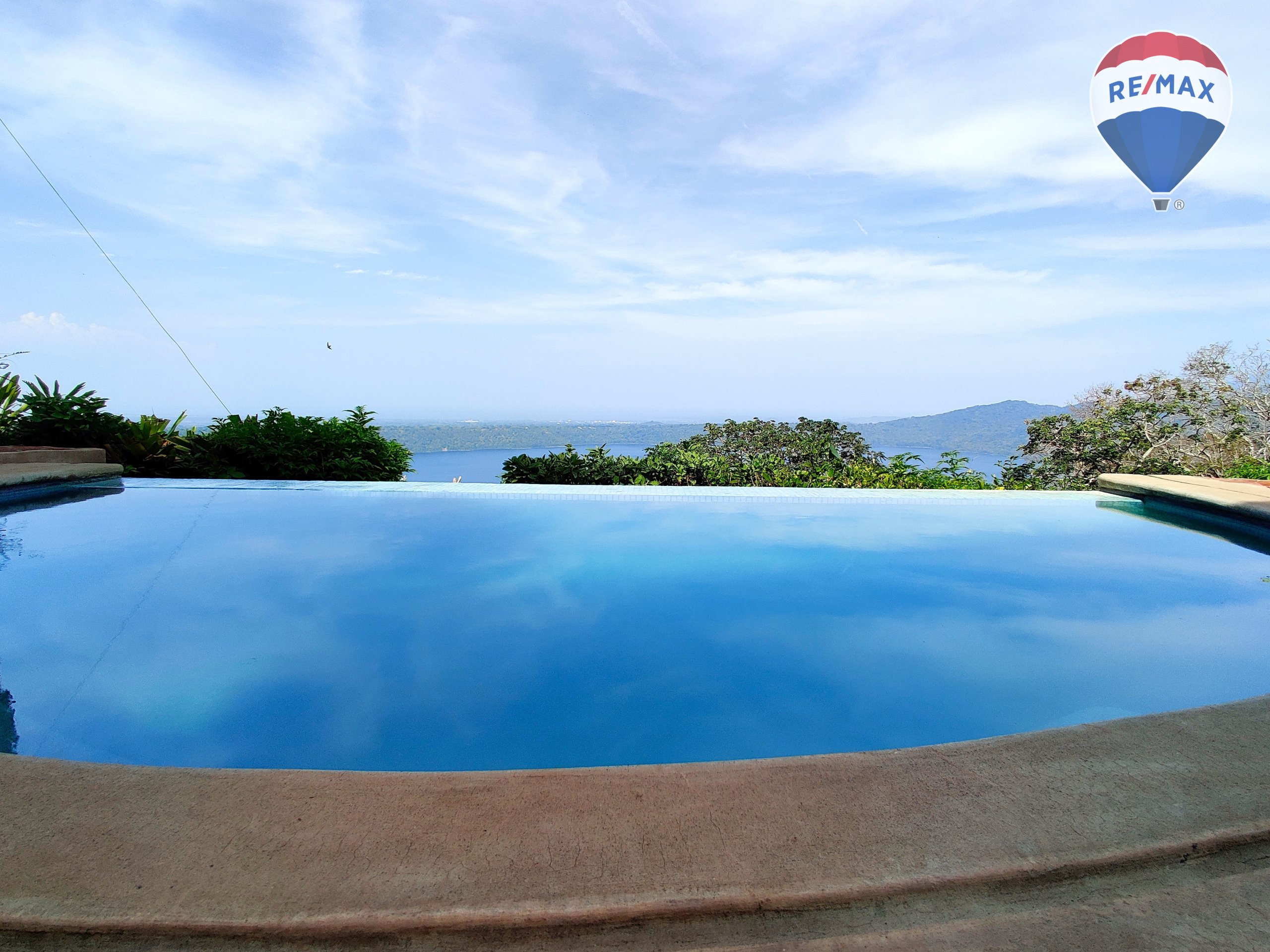 Lagoon View Home - Image 2