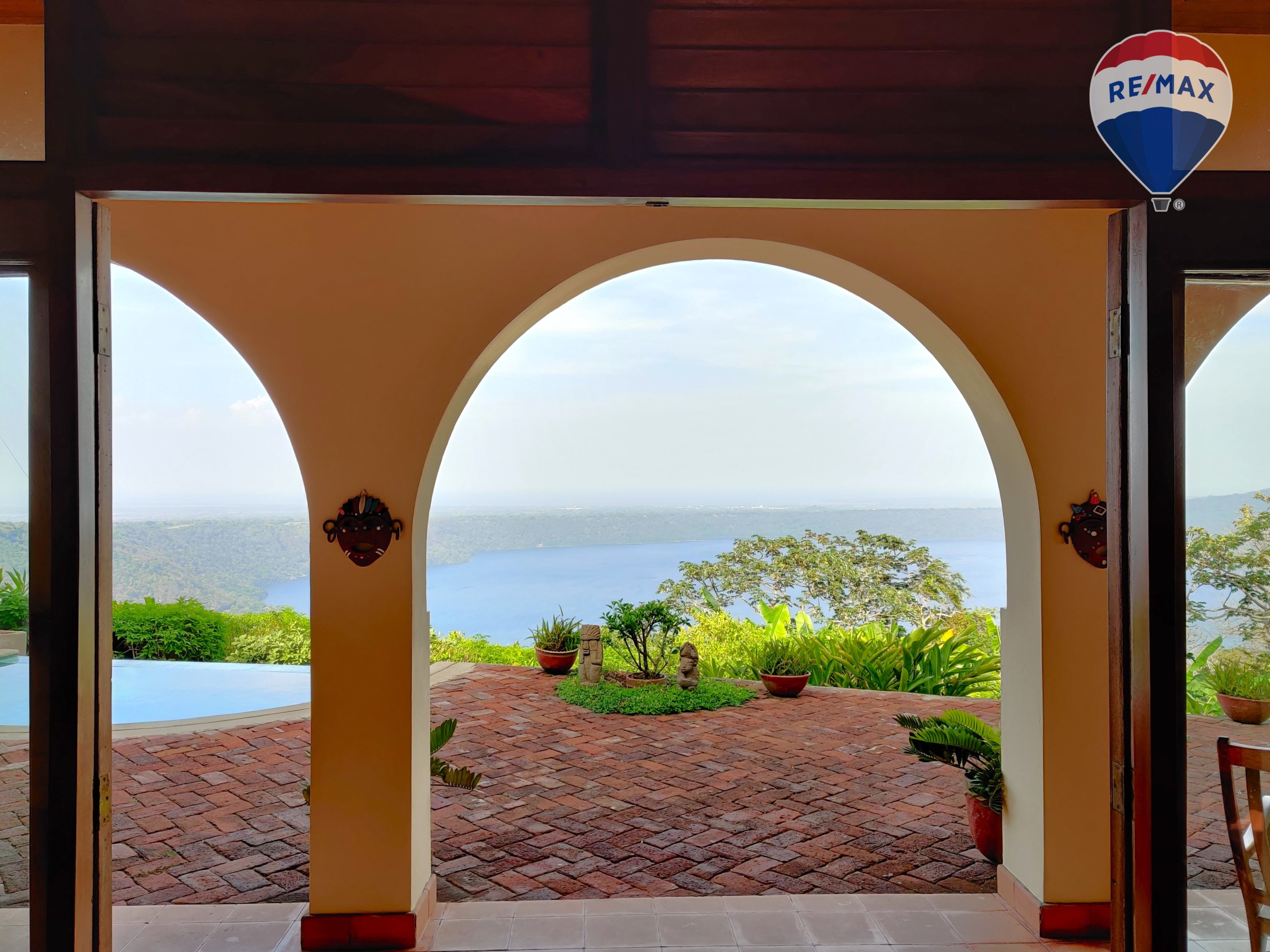 Lagoon View Home - Image 25