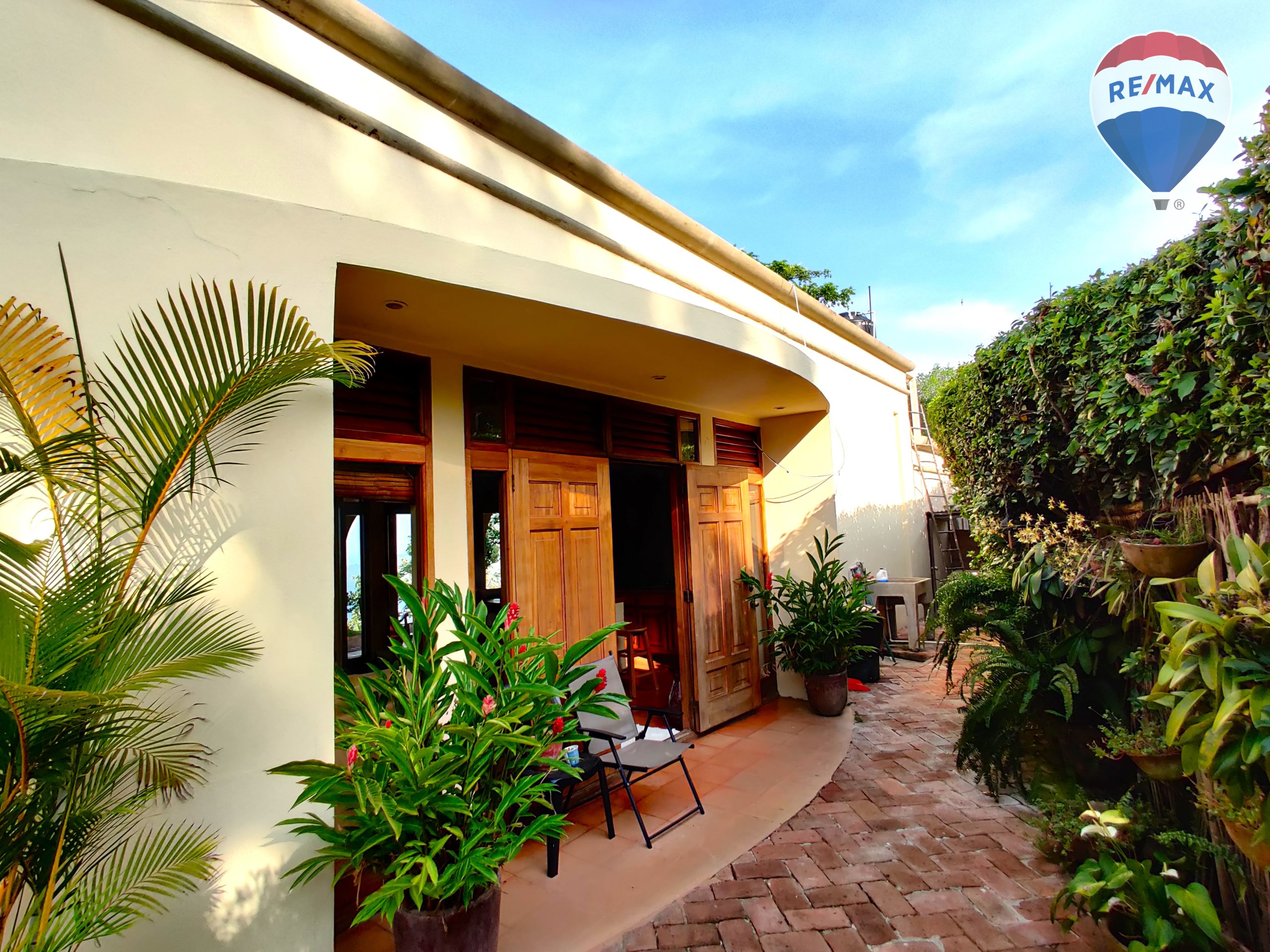 Lagoon View Home - Image 5
