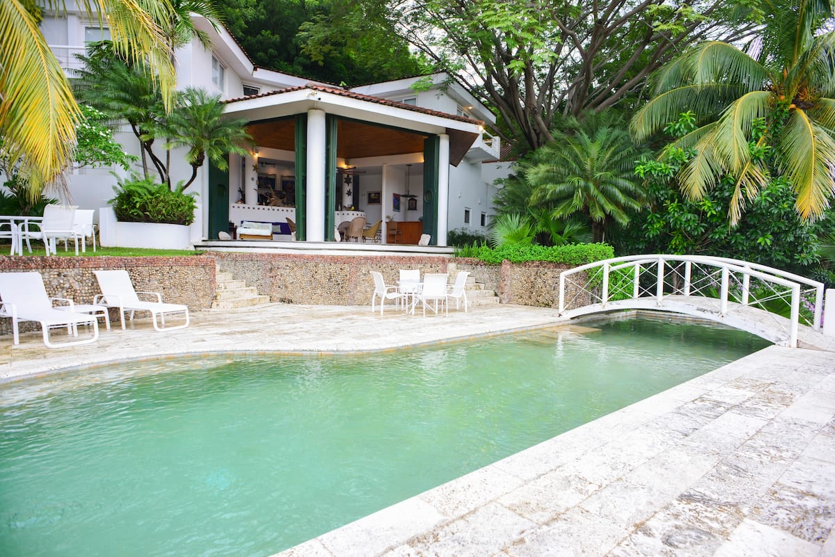 Ocean View Spacious Home for Sale - Image 5