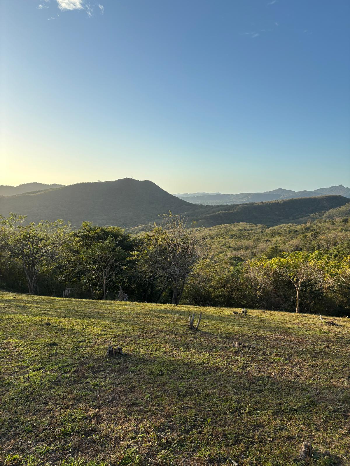 Lot 28 – Panoramic Valley View Land for Sale in El Carrizal Rivas - Image 3