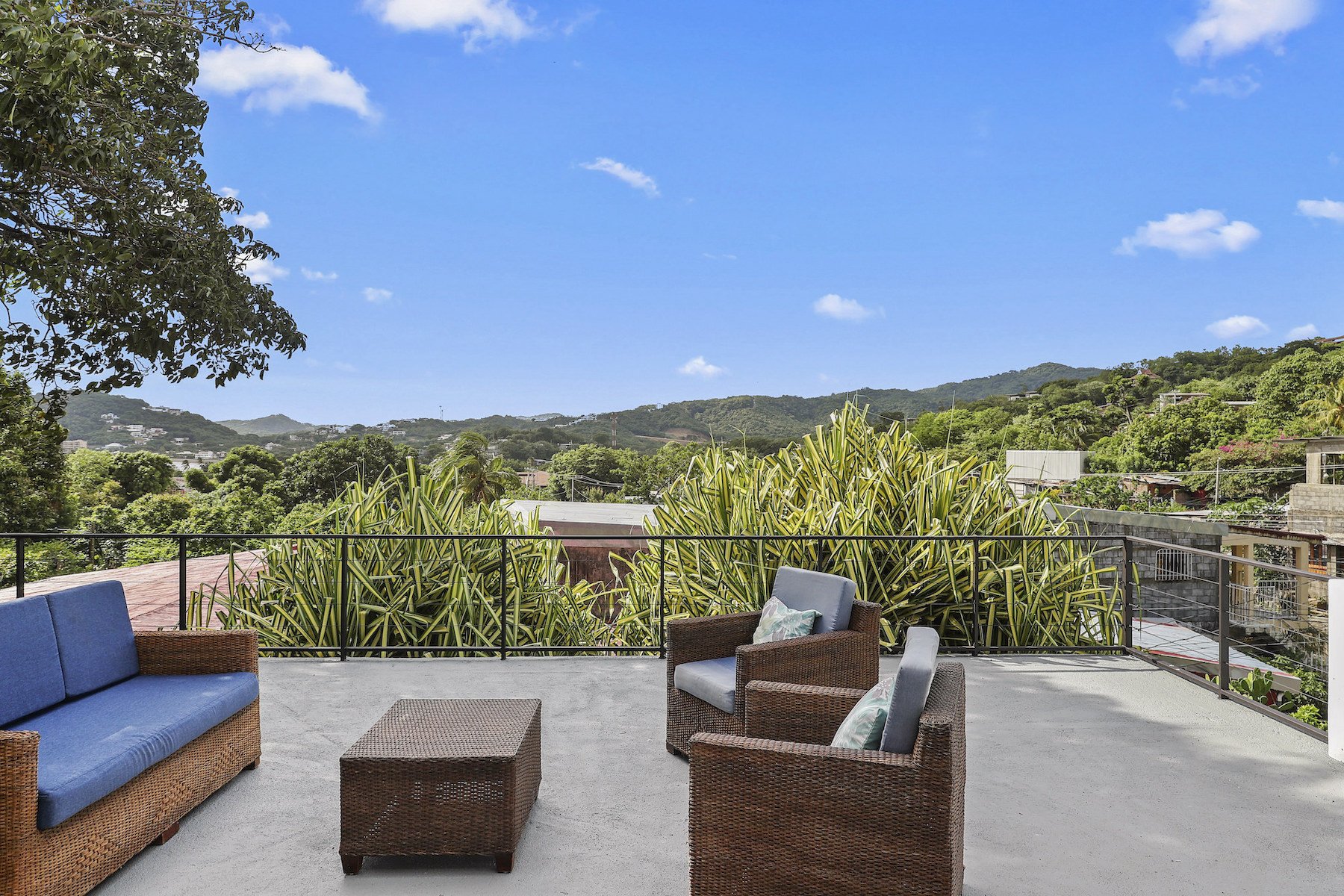 Luxury Oasis in Town in San Juan Del Sur, Nicaragua - Image 8