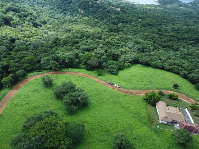 Prime Lots for Sale in Tree Casa Resort, San Juan del Sur, Nicaragua - Image 4