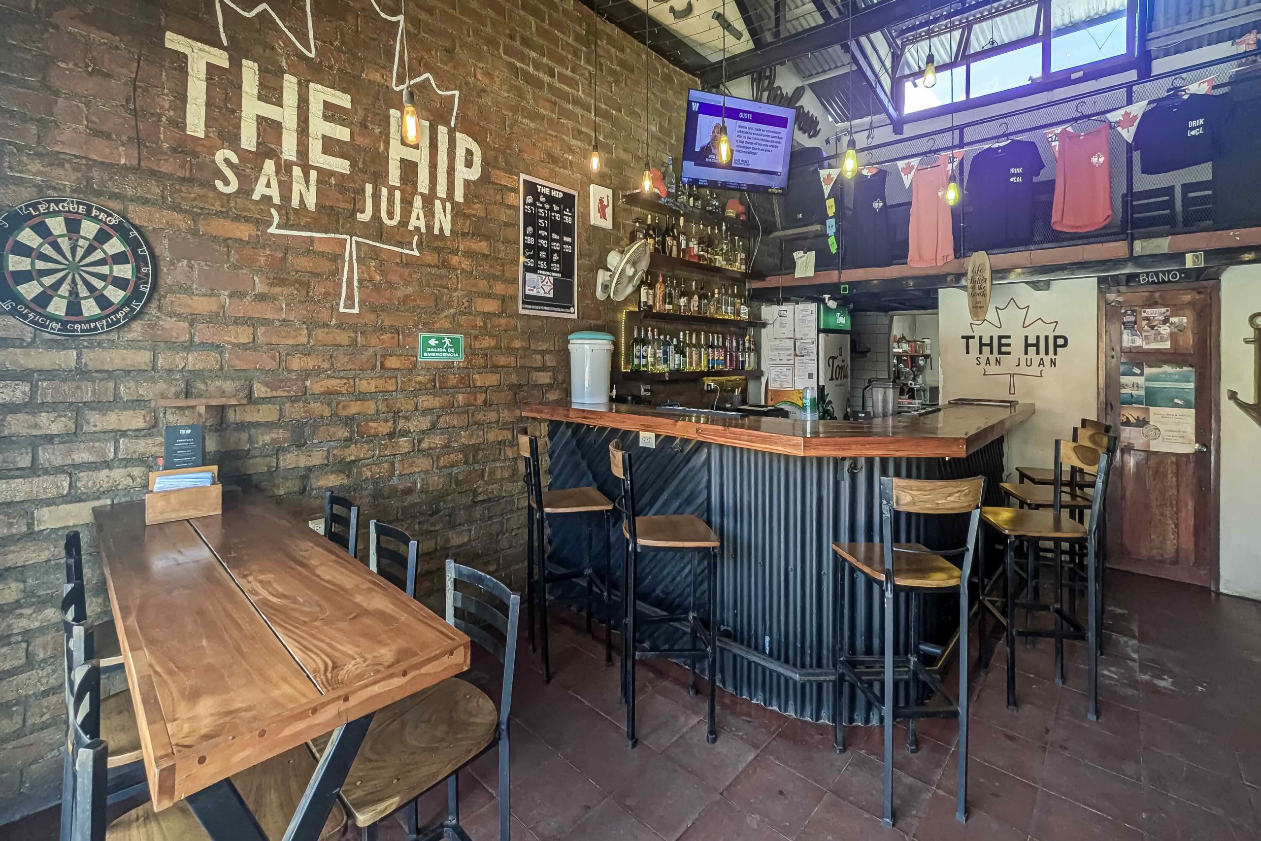 Own A Well-Established Canadian Themed Bar In San Juan Del Sur - Image 4