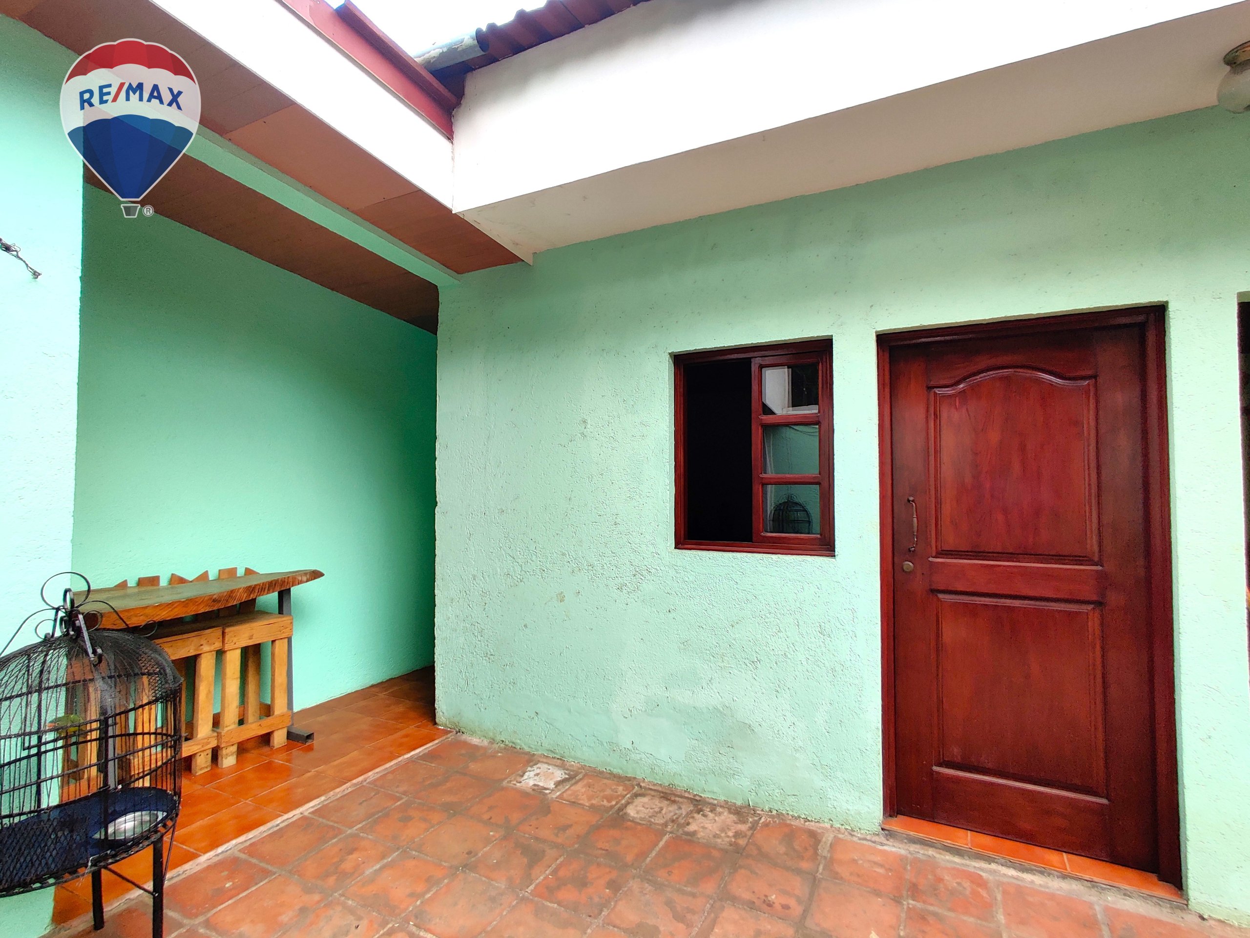 Two Story House With Commercial Property - Image 42