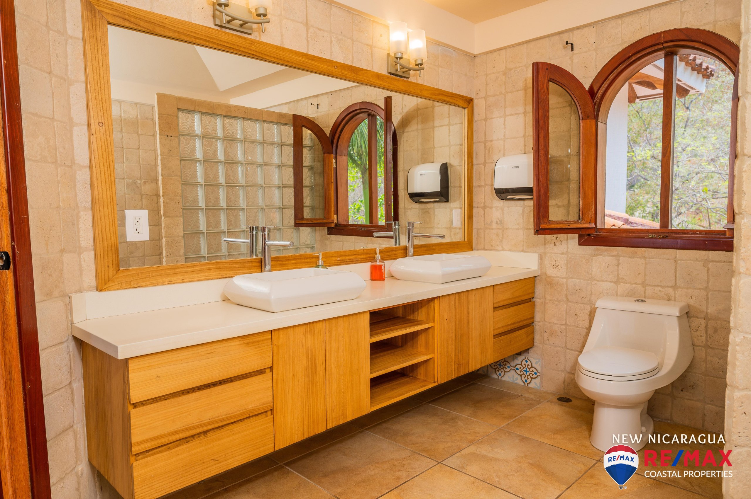 SOLD - Casa Libertad: Elegant Ocean View Villa in Lomas de Palermo, San Juan del Sur - Image 23