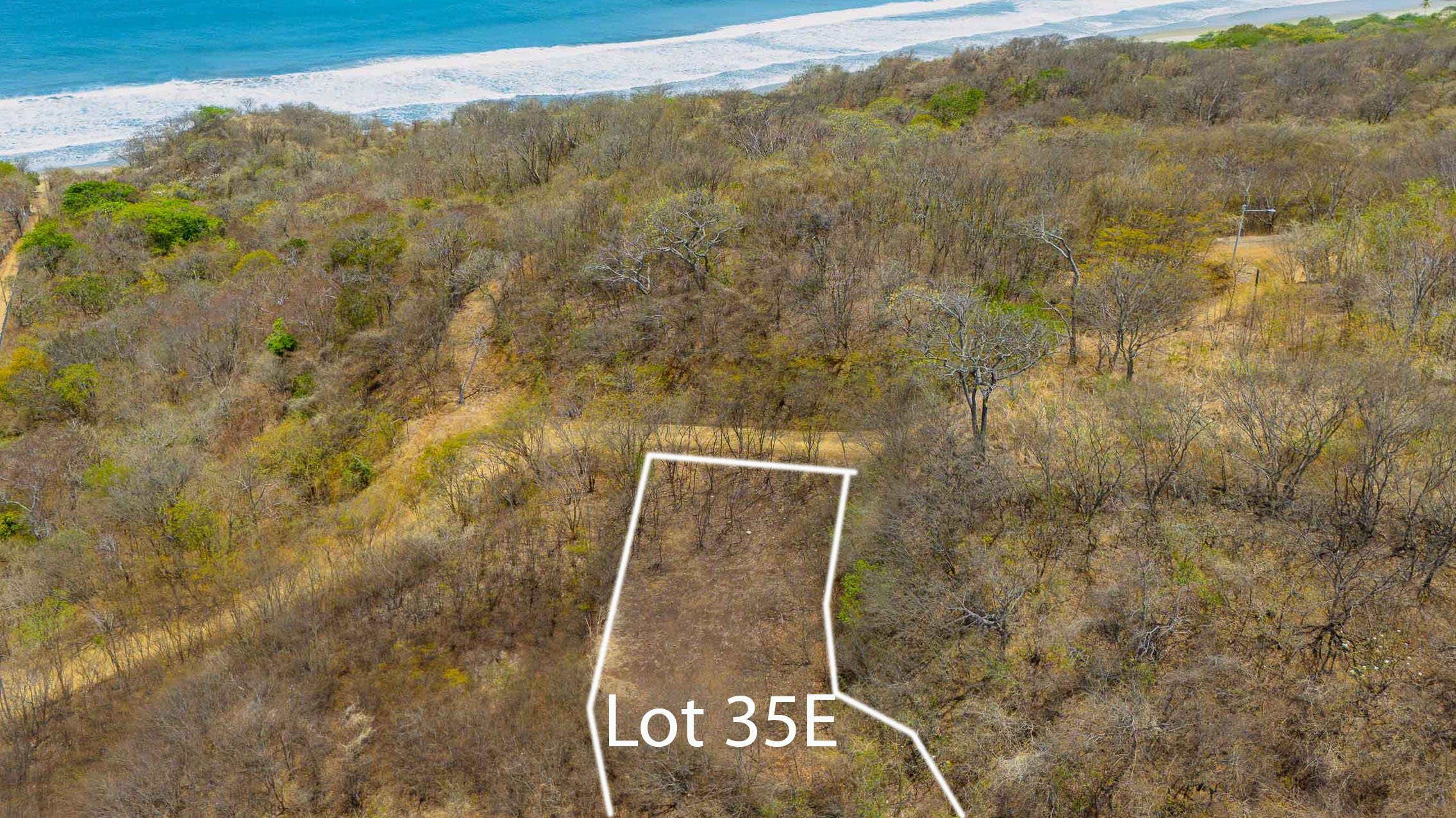 Flat Lot Near Playa Yankee in San Juan Del Sur, Nicaragua