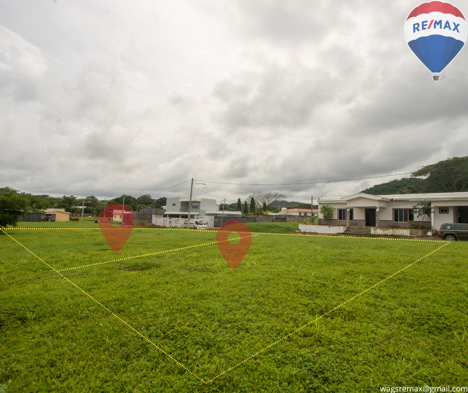 Resale lots at Villa San Juan