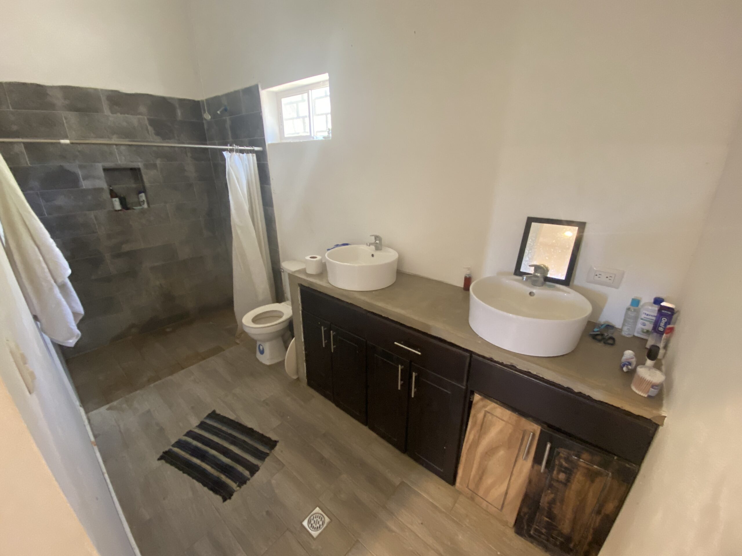 Two homes with private pools on 1.75 Acres (1mz) with loads of potential! - Image 3