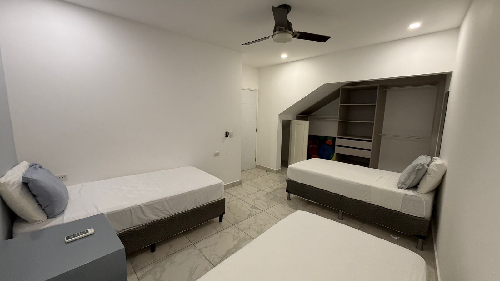 Upscale 3BD condo at Center of San Juan del Sur bay - Image 17