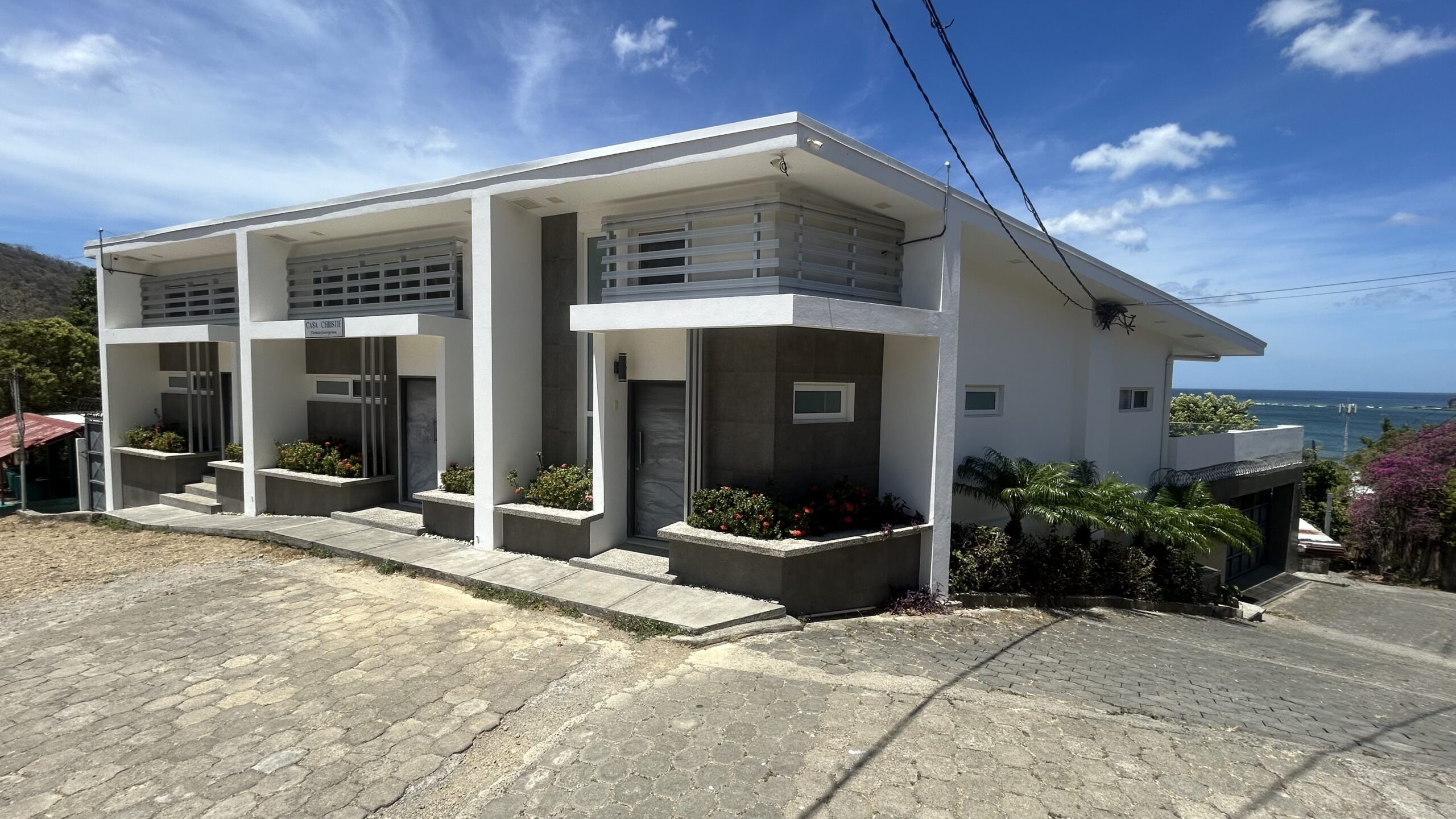 Upscale 3BD condo at Center of San Juan del Sur bay - Image 4
